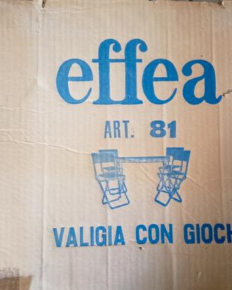 tavolino piegabile e 4 sedie anni 60