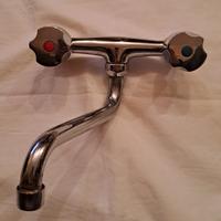 Rubinetto da parete cucina