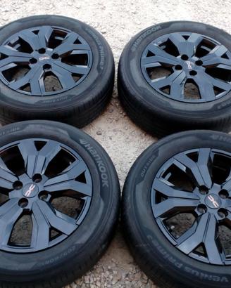 Cerchi e gomme nuove 16 originali dacia