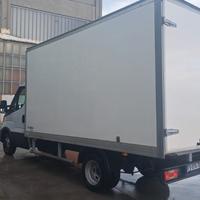 IVECO DAILY 35C16 con cassa furgone. Come nuovo