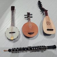 Strumenti musicali in miniatura 