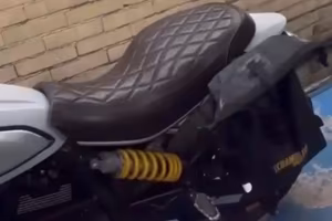 Sella Ducati Scrambler originale in pelle–Vintage