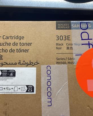 Toner nuovo impacchettato