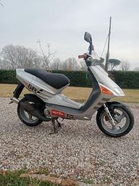 Aprilia SR replica 