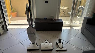 Folletto VK220S + Lavapavimenti e accessori