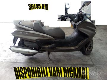 YAMAHA MAJESTY 400 ANNO 2013 X RICAMBI