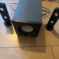 Sub amplificato più due altoparlanti