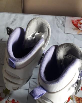 Pattini per pattinare sul ghiaccio