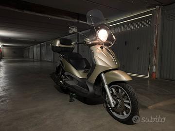 Piaggio beverly 500