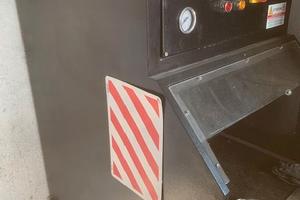 macchinariox pulire pezzi meccanici