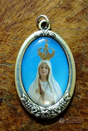 Vecchio CIONDOLO Madonna Pellegrina di Fatima