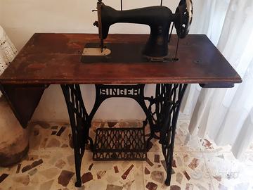 Macchina da cucire Singer vintage