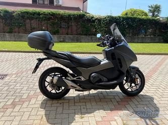 Honda Integra 750 usata in vendita in Lombardia