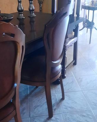 tavolo in legno e 6 sedie