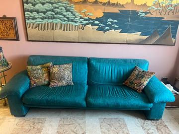 2 divani color petrolio