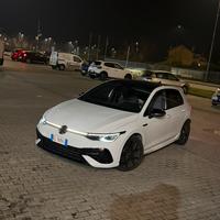 Golf 8 r