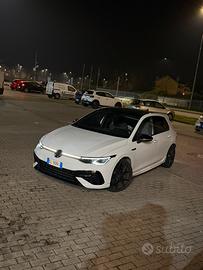 Golf 8 r