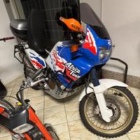 Honda Africa Twin 750 RD07 ASI