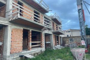 VILLA A SCHIERA A MILAZZO