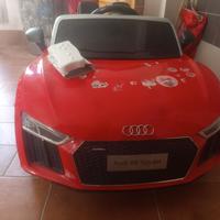 mini audi rosso Ferrari 