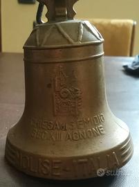 Campana in bronzo; altezza 13 cm, diametro 10 cm
