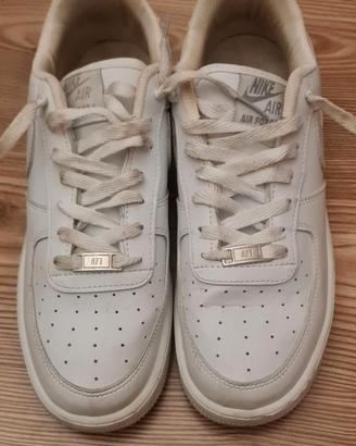 Scarpe da ginnastica bianche Nike da uomo