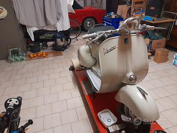 vespa struzzo