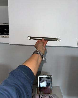 Maniglie mobili cucina in acciaio piene
