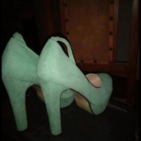 Décolleté con plateau e cinturino N°40