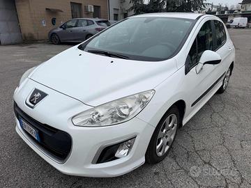 PEUGEOT 308 1.6 8V e-HDi 112CV Stop&Start roboti