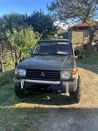 MITSUBISHI Pajero ('82-'00) - 1996