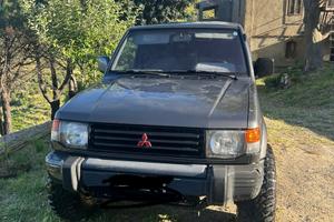 MITSUBISHI Pajero ('82-'00) - 1996
