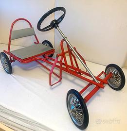 Auto a pedali vintage