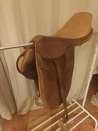 Sella in pelle.