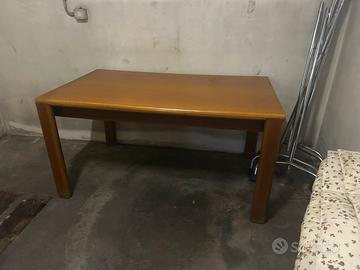 Tavolo allungabile in ciliegio