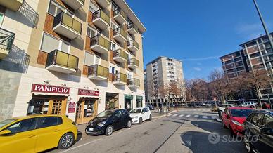 NEGOZIO A TORINO