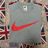 T-shirt Nike Repeat Originale