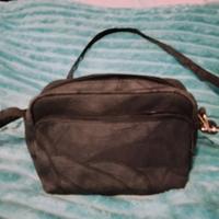 borsa nera/grigia a tracolla