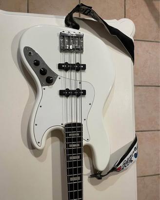 Jazz bass assemlato da liutaio