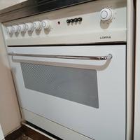 Cucina Professionale a 5 fuochi 