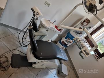 Riunito odontoiatrico