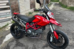 Ducati Hypermotard 796 - 2010