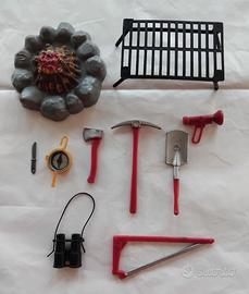 Accessori e vestiti action figure tipo Big Jim