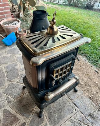 Stufa a legna Parlor Stove in ghisa