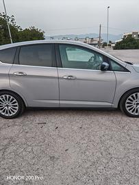 Ford C max 1.6 TDCI 115 cv modello Titanium 