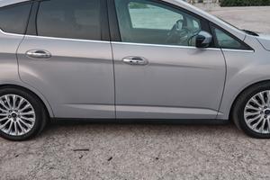 Ford C max 1.6 TDCI 115 cv modello Titanium 