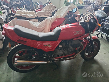 Moto Guzzi le Mans 1000