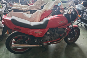 Moto Guzzi le Mans 1000