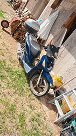 Scooter sh 125
