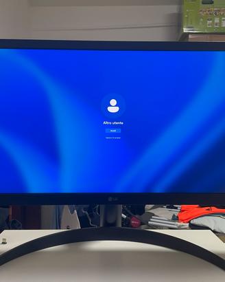 Monitor  widescreen LG 26” come nuovo